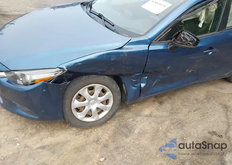 2018 Mazda Mazda3 Sport из США, поврежденный, VIN 3MZBN1U73JM162417